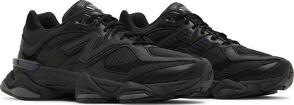 9060 Triple Black Suede