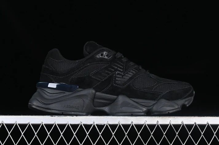 9060 Triple Black Suede
