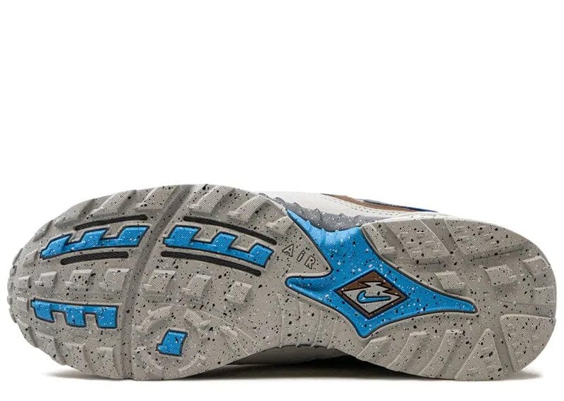 Nike Air Terra Humara Undefeated Archaeo Brown