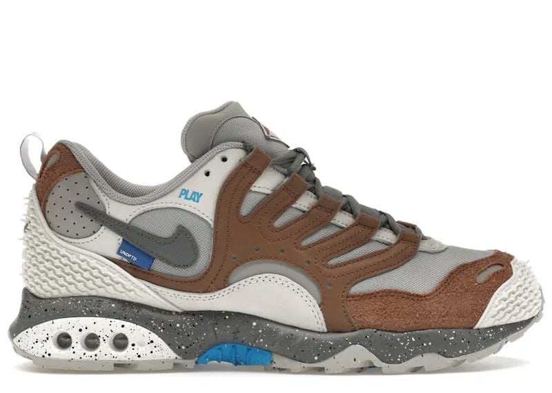 Nike Air Terra Humara Undefeated Archaeo Brown