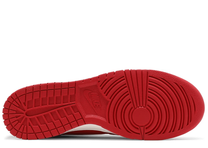 Nike Dunk High SE First Use Pack Red