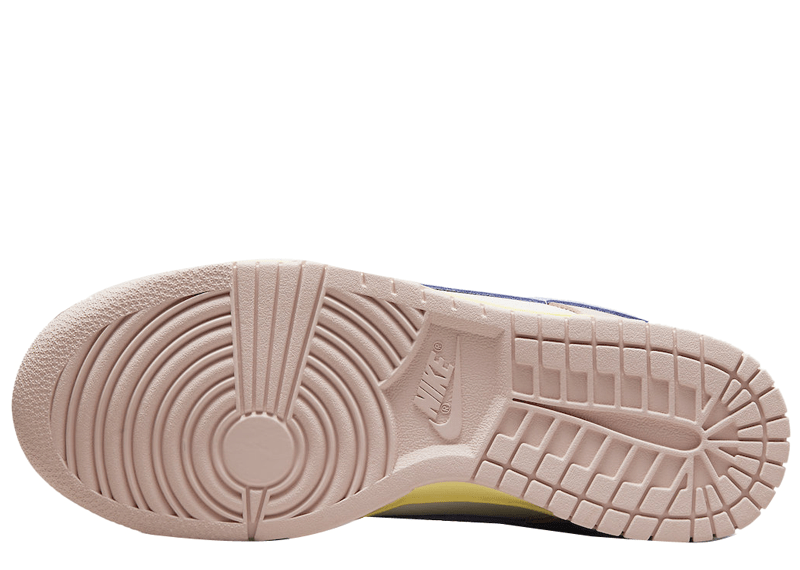 Nike Dunk Low Pink Oxford (W)