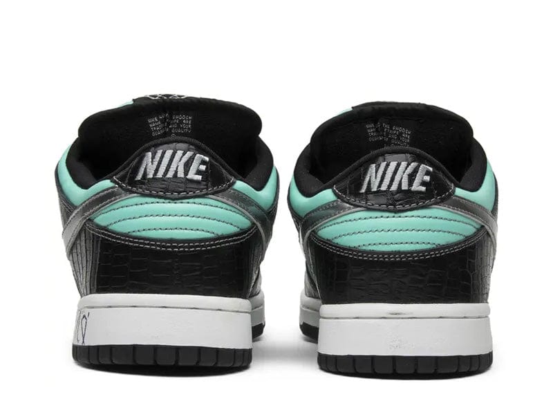 Nike SB Dunk Low Diamond Supply Co. Aqua Blue