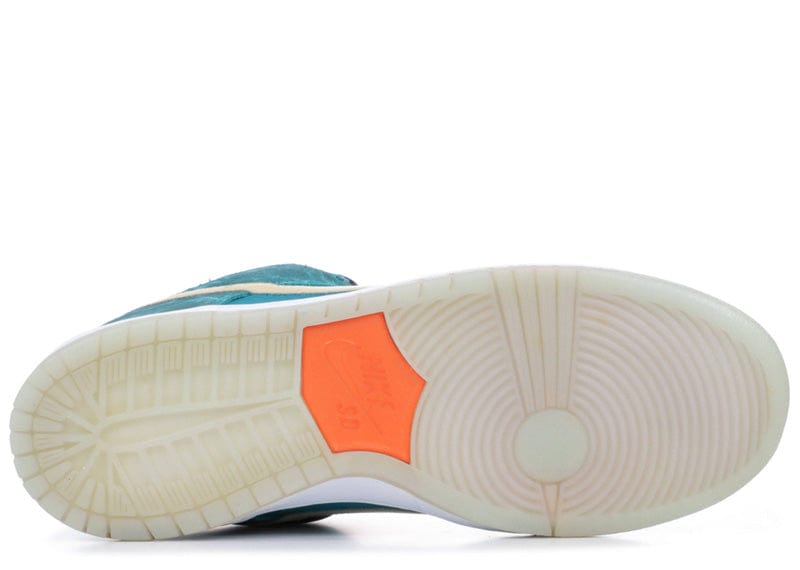 Nike SB Dunk Low MIA Skate Shop