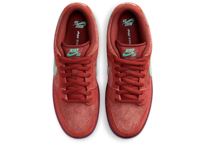 Nike SB Dunk Low Mystic Red Rosewood