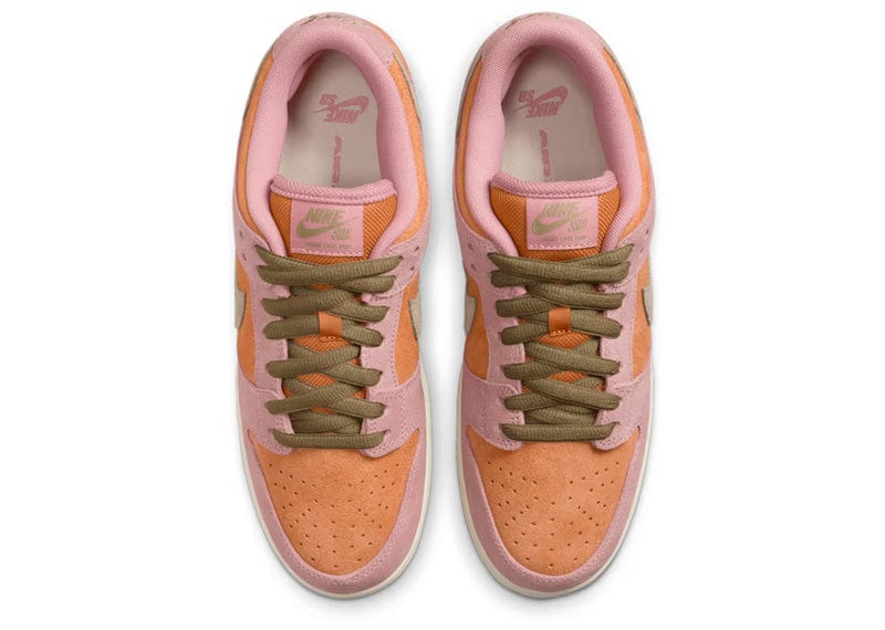 Nike SB Dunk Low Red Stardust