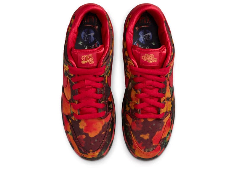 Nike SB Dunk Low The Wizard of Oz Poppy Field