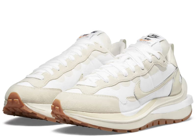 Nike Vaporwaffle sacai Sail Gum